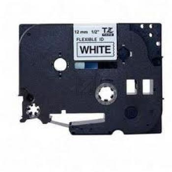 Brother Schriftbandkassette schwarz/weiß (TZE-FX231)